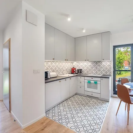 Aura Iii, Sun & Snow * Gdansk