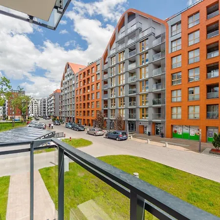 Aura Iii, Sun & Snow Apartment