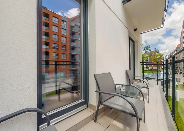 Aura Iii, Sun & Snow * Gdańsk