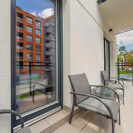 Aura Iii, Sun & Snow * Danzig